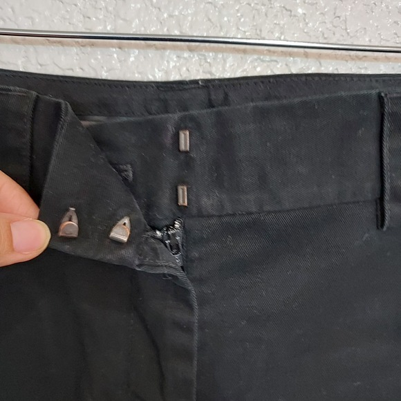 Express "Editor" Black Bermuda Dress Shorts 12" Inseam Size 6 - Picture 5 of 8